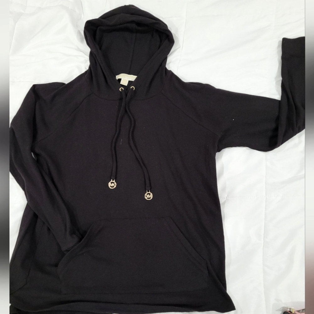 Michael Kors long sleeve hoodie sweater like material size Large with pouch